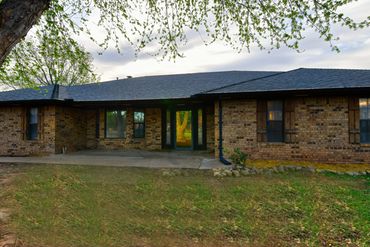 Front view of a home for sale in Elk City, Ok