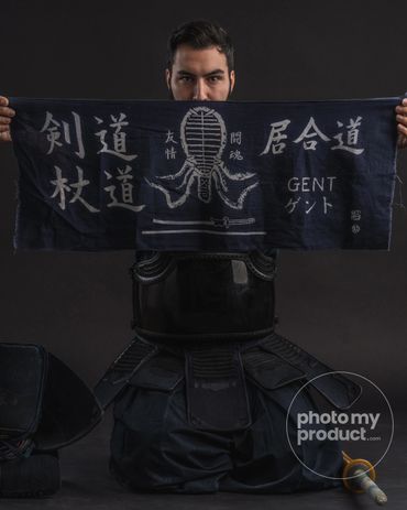 kendo fighter pose holding flag