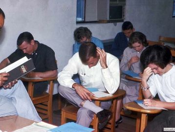 An early economics class at USC Lancaster.