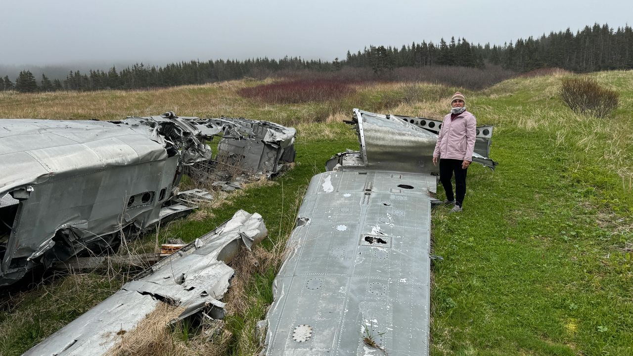 1942 Airplane wreckage 1942 Airplane wreckage