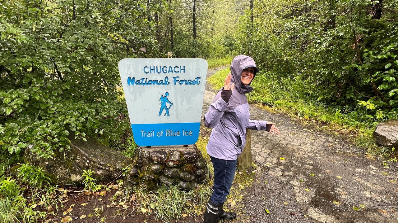 Yoli on the trail of blue ice Yoli on the trail of blue ice