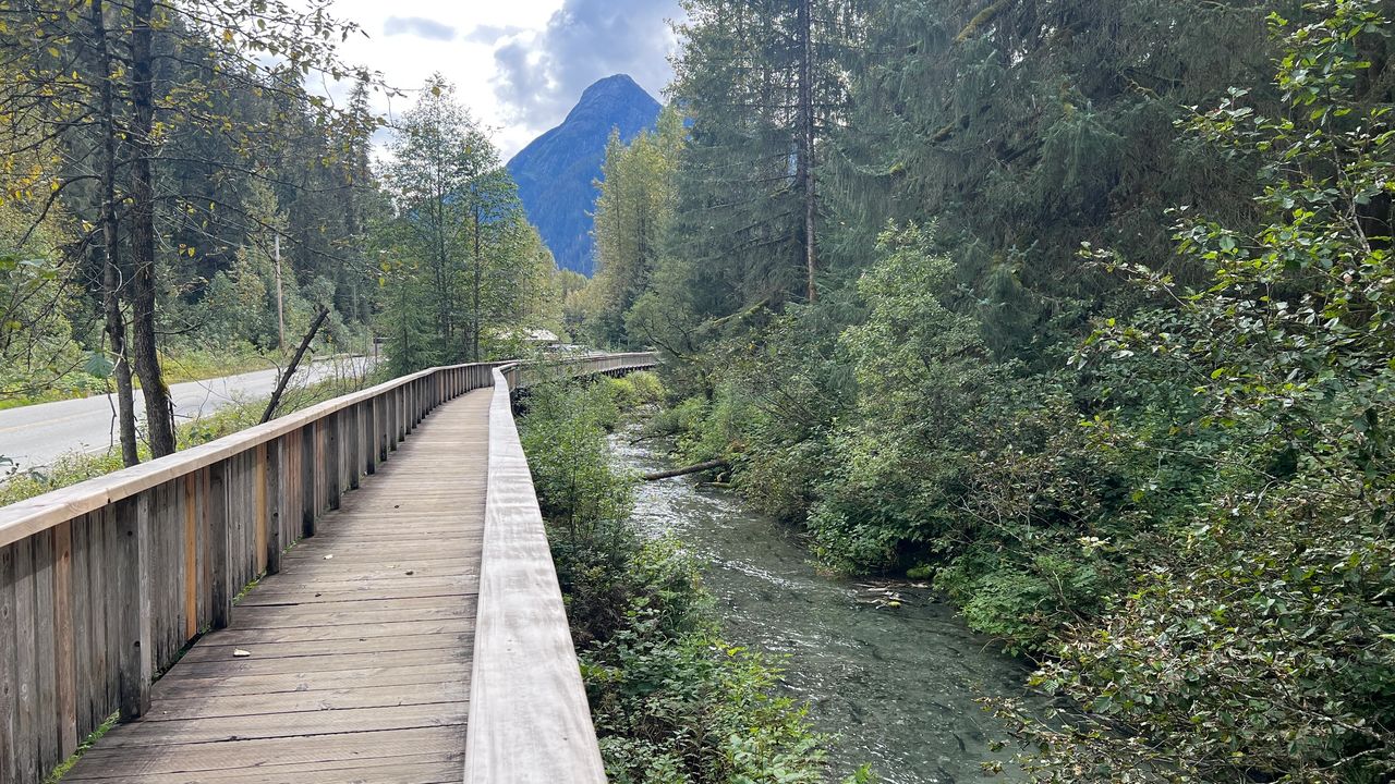 Fish Creek viewing platform Fish Creek viewing platform