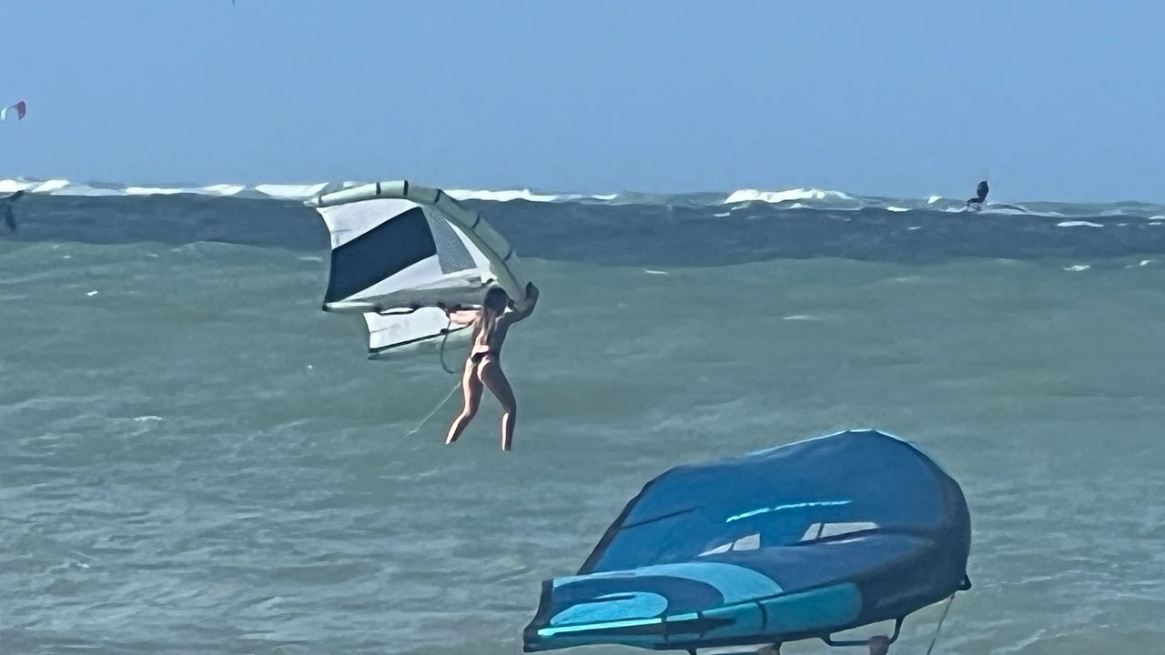 Girl Wing Boarding