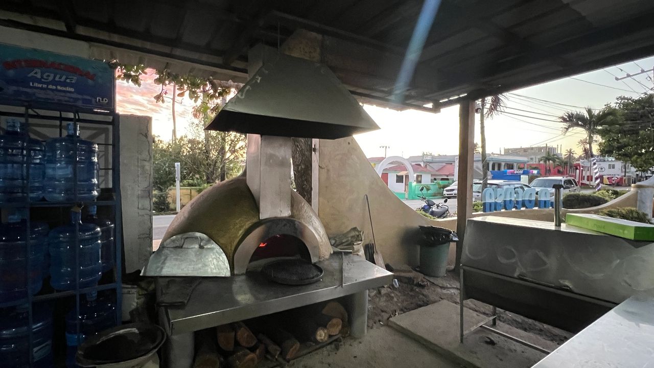 Pizza oven Pizza oven
