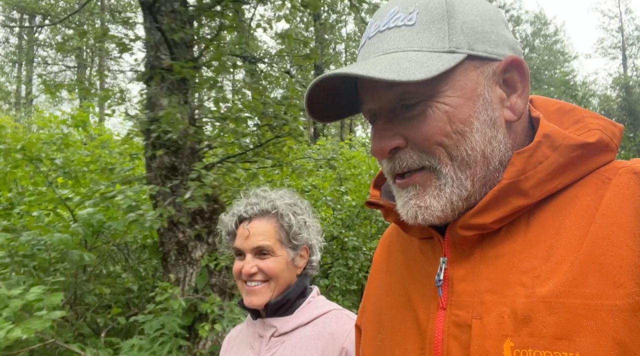 Good conversation on the hike Good conversation on the hike