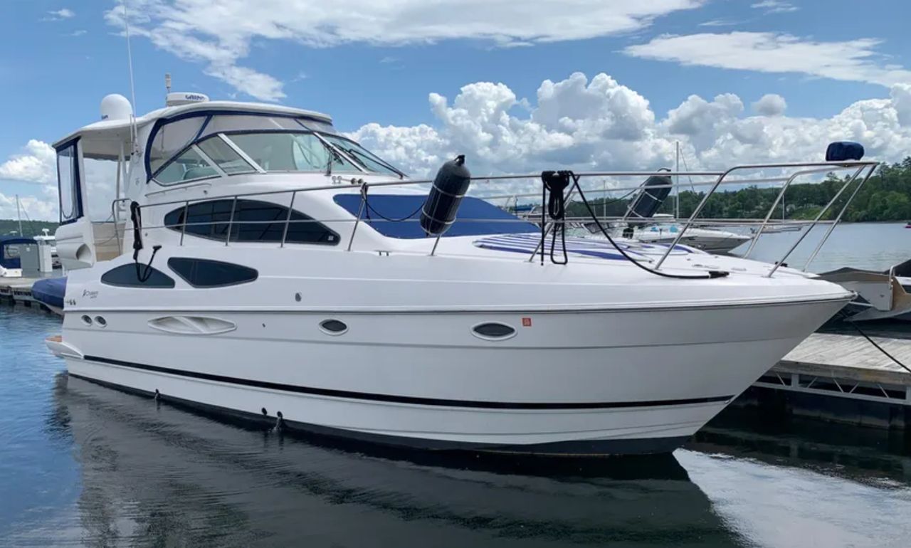 Cruisers Yachts 405 Cruisers Yachts 405