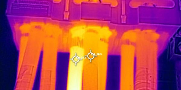 Infrared thermography scan revealed just one conductor in triple parallel run service was tightened.