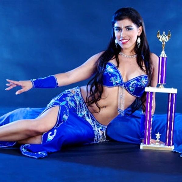 Award winner Bellydancer