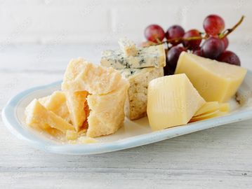 The Best Charcuterie with our Seasonal Fruit.
Variety of Cheeses. and optional Sausages