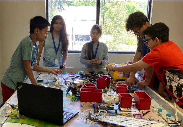 Summer Camp Robotics session