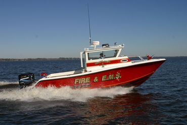 28 Freedom McKee Craft Fire and EMS Boat