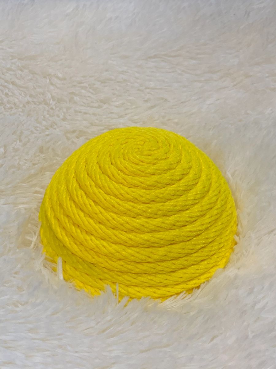 Yellow rope center