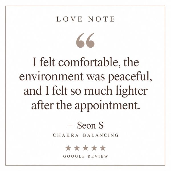 Positive review praising peaceful environment and comfort.