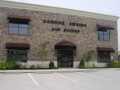 Conroe Awning and Screen Canvas awnings patio covers screen enclosures pergolas phantom screens