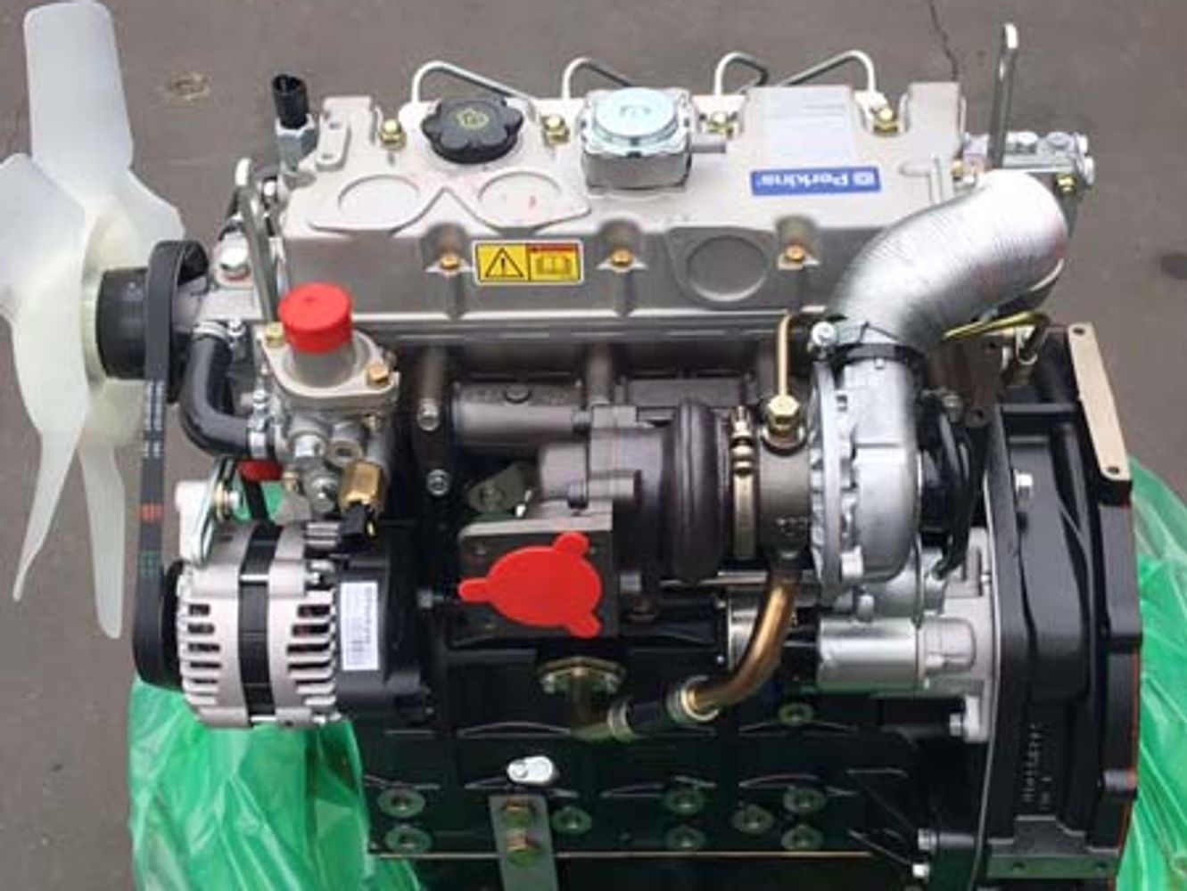 Perkins 404D-22T engine