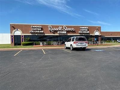 Russell Stover Factory Store perfect wedding favors for your Kerens wedding venue near Dallas.