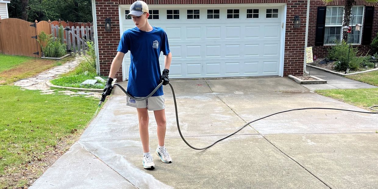 Cleaning a driveway 