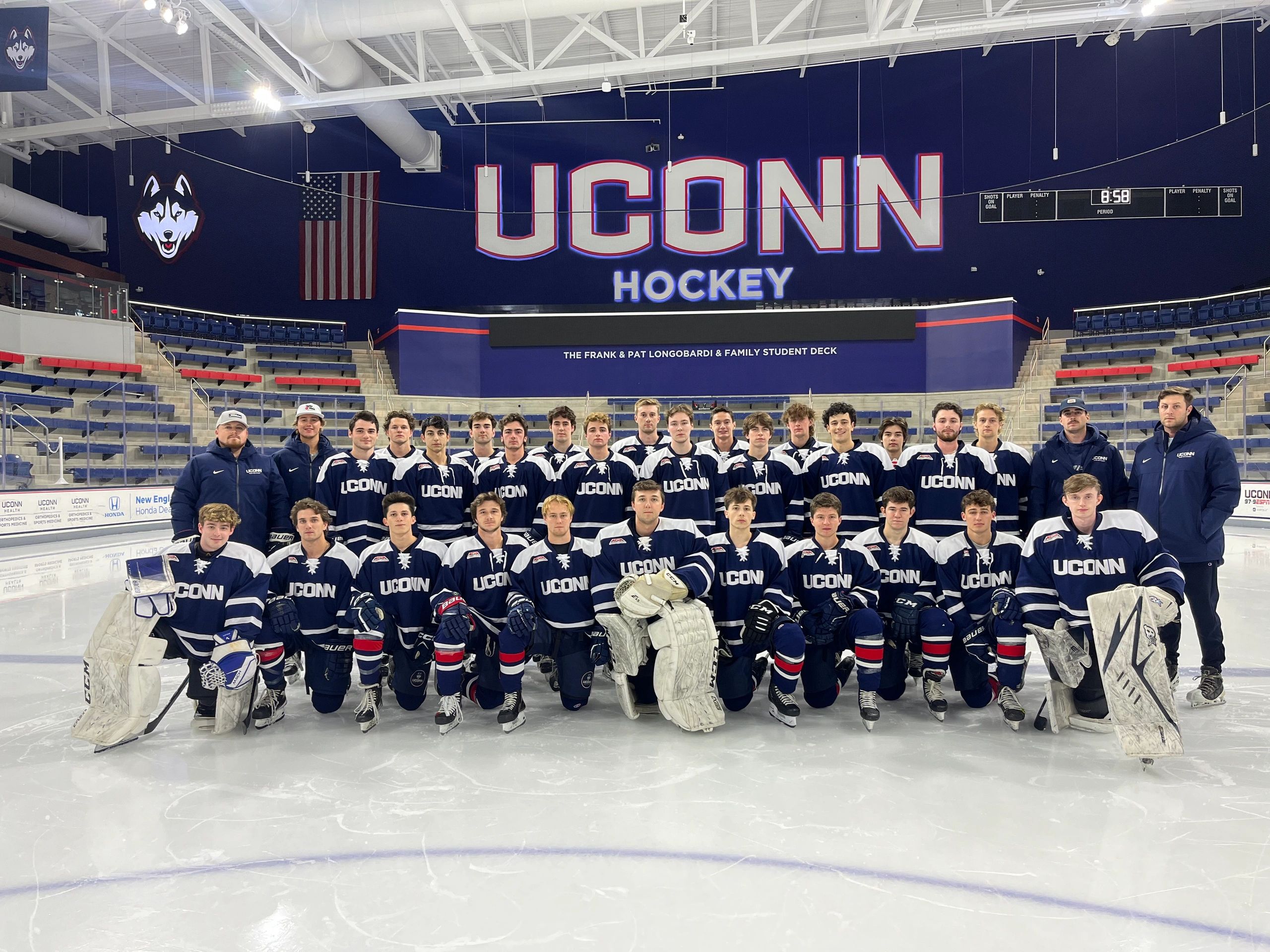 Photo gallery: Sacred Heart Pioneers @ UConn men's hockey - 10/2/21 - The  UConn Blog
