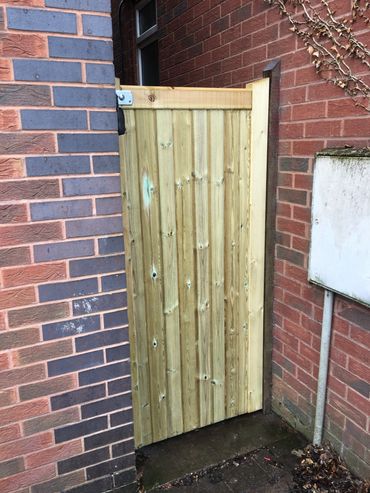 Gate supplied and fitted