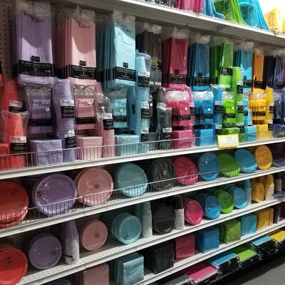 Solid Color Tableware — 24 Colors In Stock