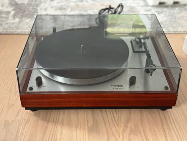 VINTAGE FOR SALE Fully Serviced Thorens TD-146 MKII Turntable 
