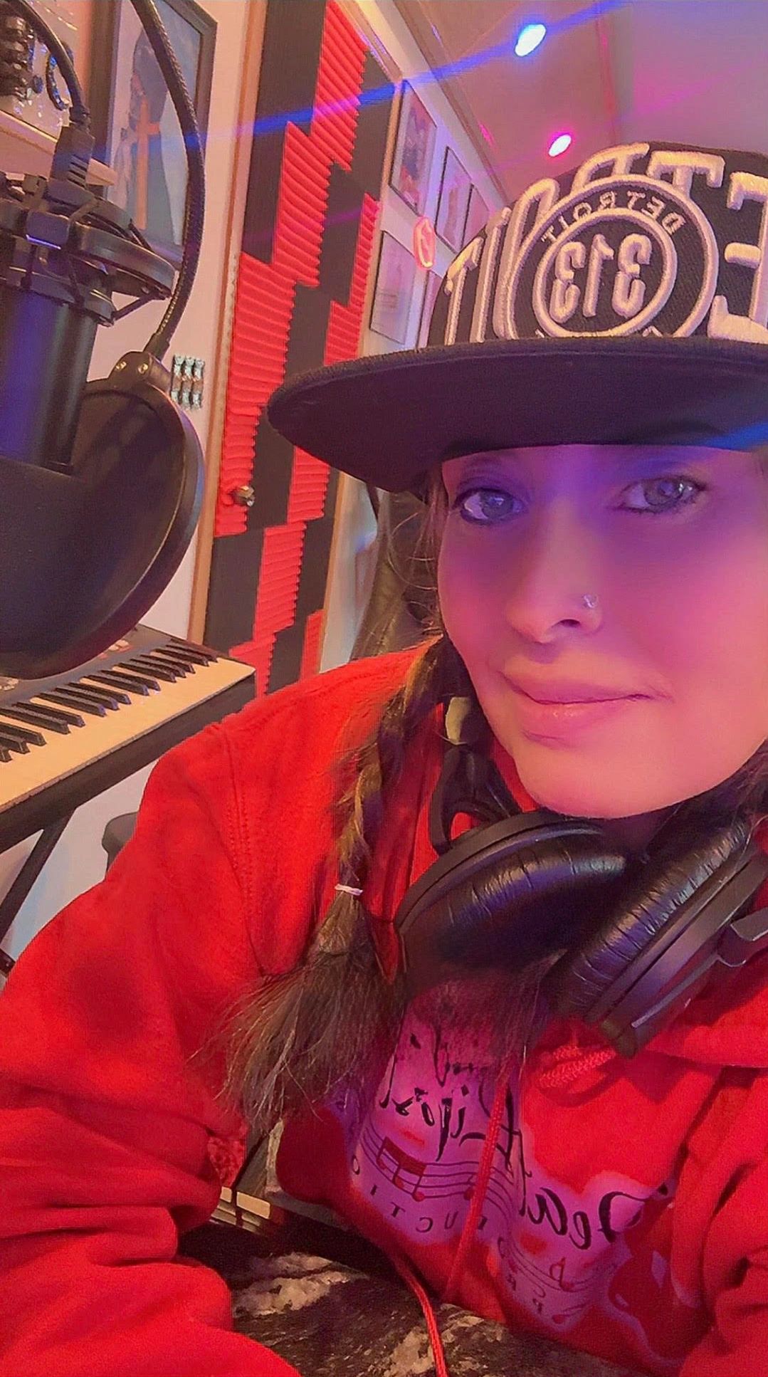 “I’ve lived this from the studio up—
that’s why I move the way I do.”-Jaunty Meek