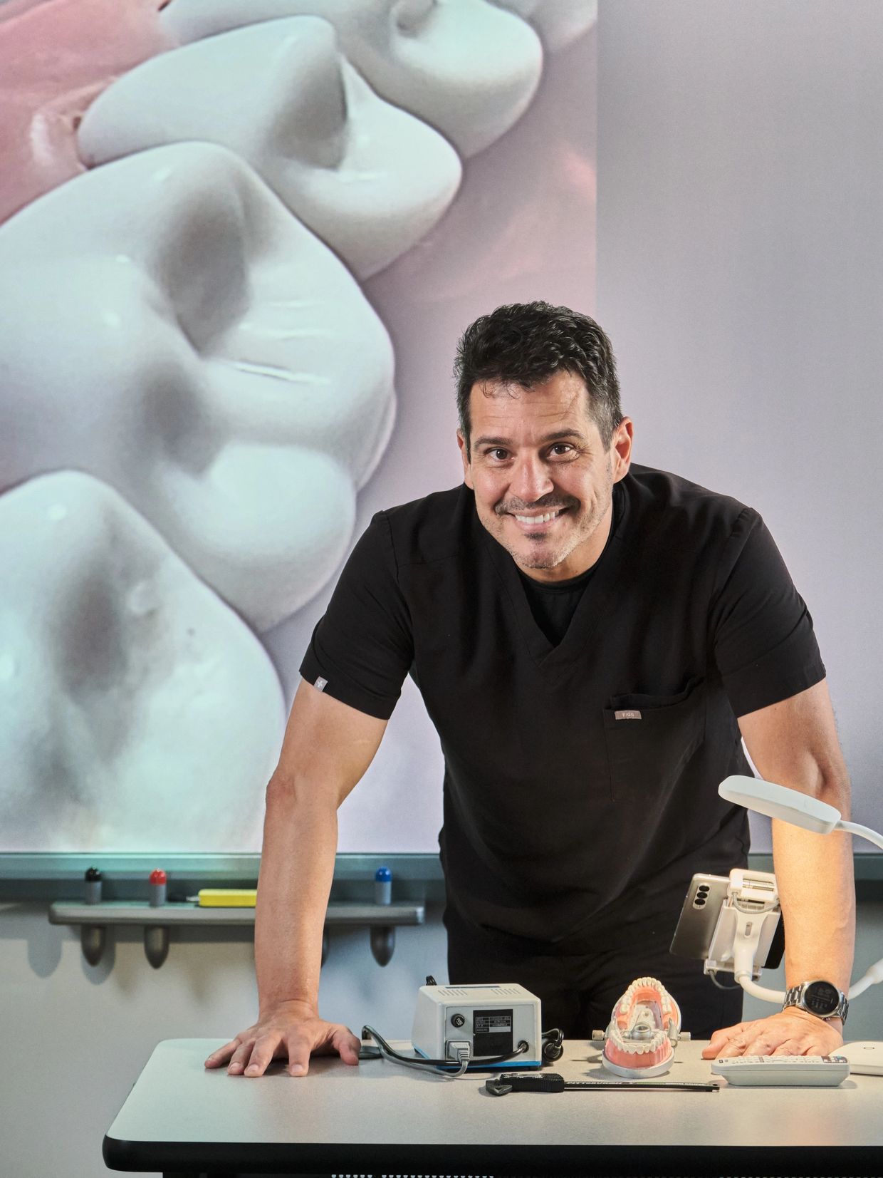 Intensive 3-day hands-on bench test preparation course taught by dr Augusto Neto DDS in Miami FL