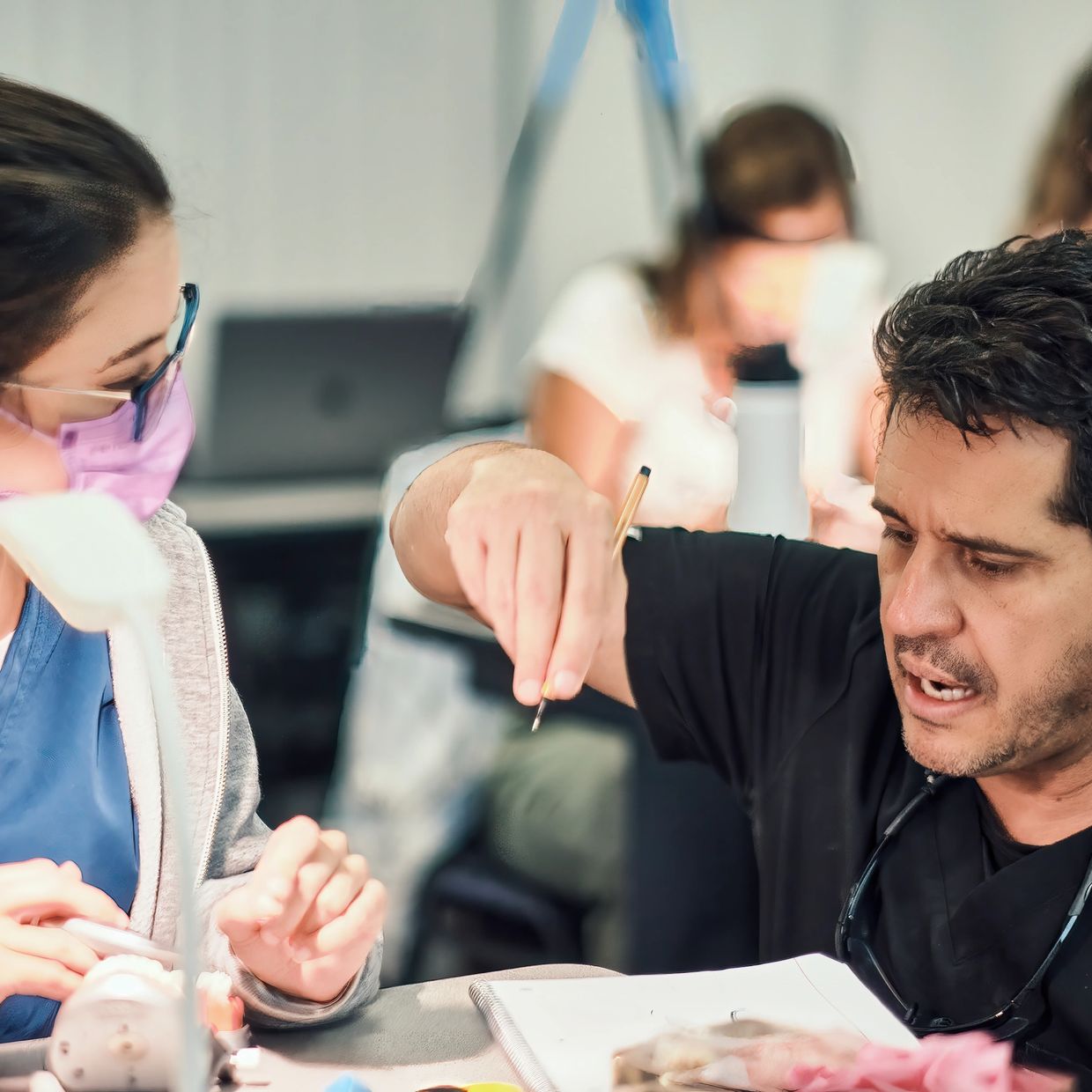 Intensive 3-day hands-on bench test preparation course taught by dr Augusto Neto DDS in Miami FL