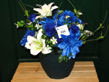 10” Green Pot w/ Grape Design w/ Blue Dahlias, Rosebuds & White Lilies 