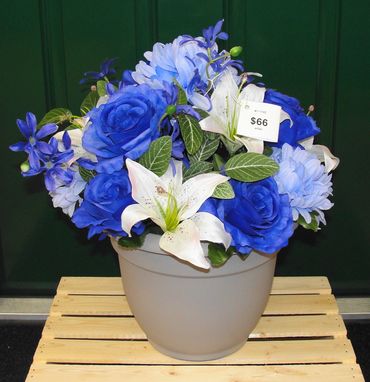 10” Pebble Pot with Blue Roses, Mums & White Lilies