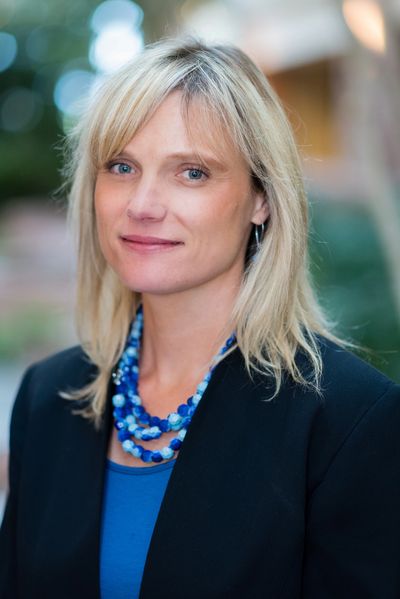 Izabela Slowikowska 

•	Strategic industry executive leader with over 17 years of media experience.