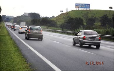 painel rodoviario iluminado tamanho 20x5  na rodovia bandeirantes km 76 sent aeroporto viracopos