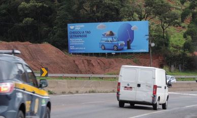 painel rodoviario iluminado tamanho 20x5  na rodovia dutra km 5 sent interior