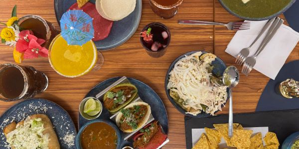Festín de sabores en la mesa de Alma Chilanga