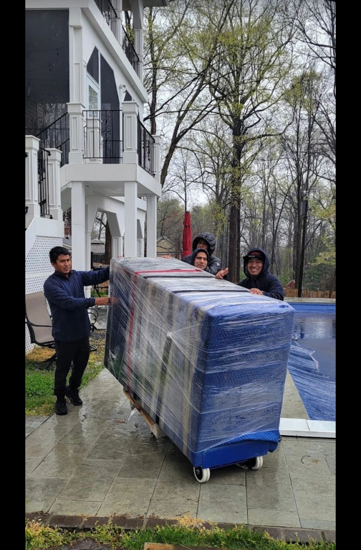 Professional piano moving