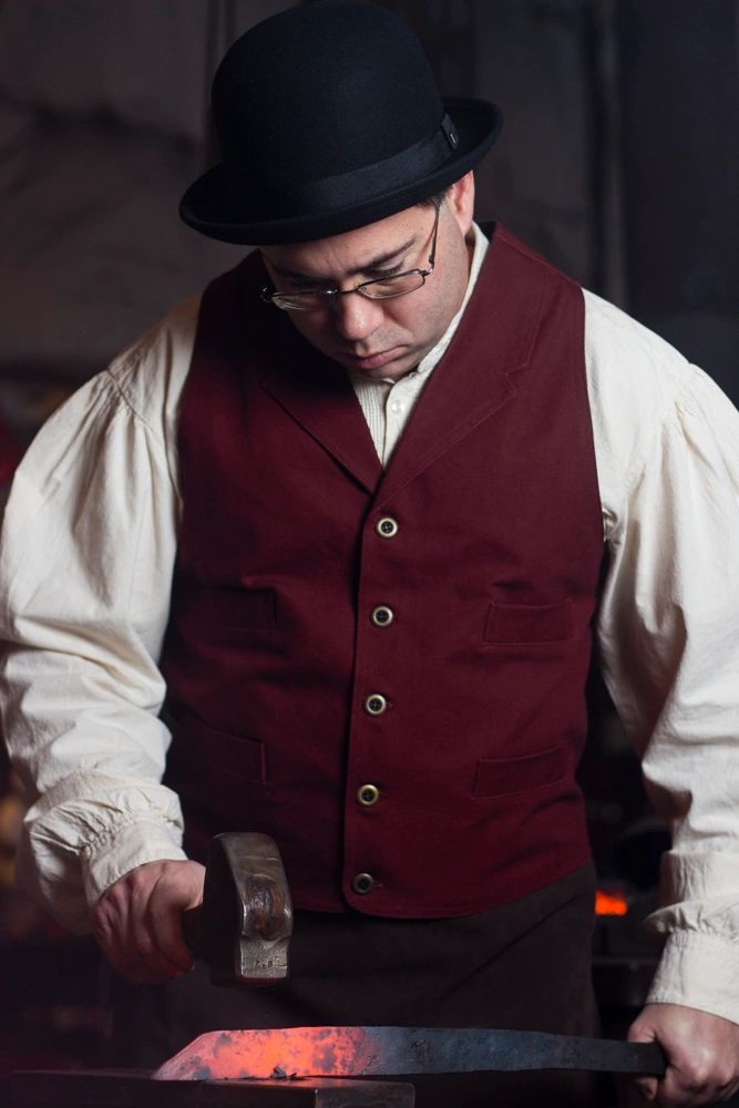 Blacksmithing Classes | Broken Hammer Forge