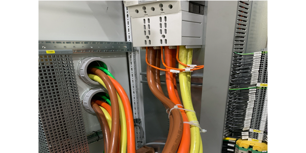 parallel 350's feeding panel

