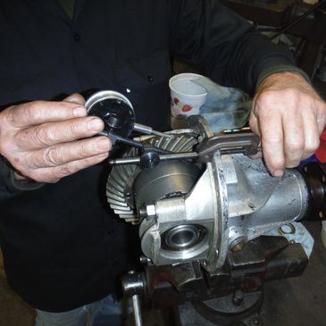Setting up an Austin differential from a 1958 Turner 950S.
