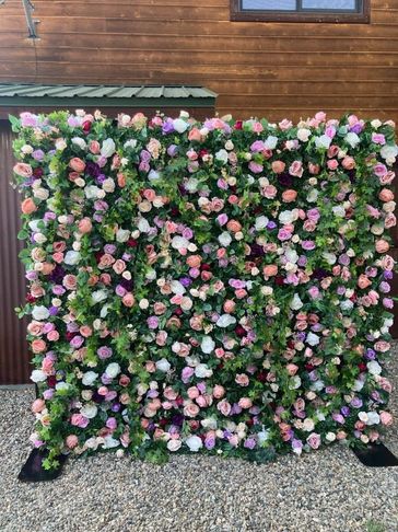 rose walls, backdrop, photography, selfie station, selfie, selfie wall, flower wall rental