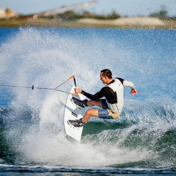 wakeboarding spray