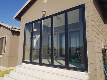 Aluminium stack away folding door. 