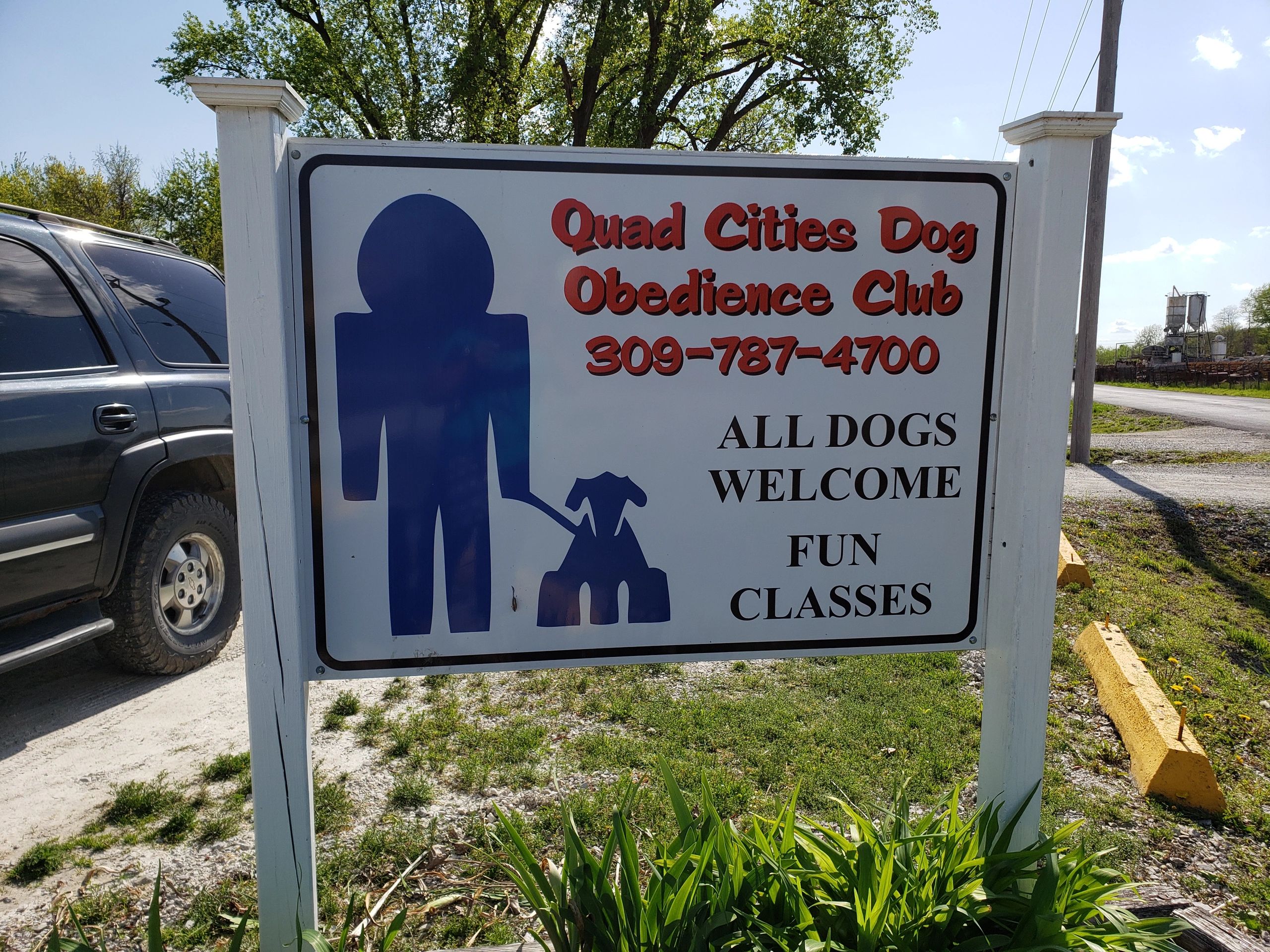 Quad city dog sales obedience club