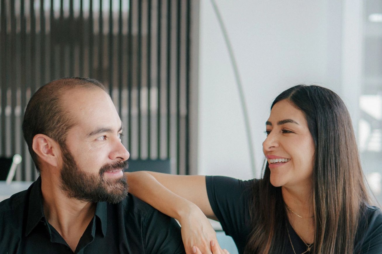Beatriz Gómez y Victor Segundo. Líderes de Keep Castle Properties Agencia Inmobiliaria de confianza 