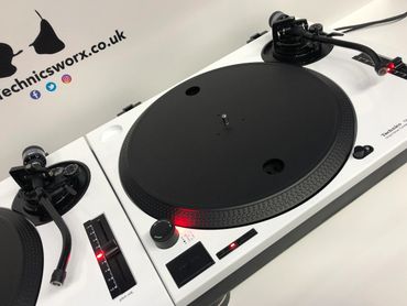 Custom white Technics 1210 mk2 .