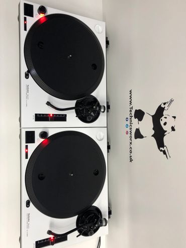 Custom white Technics 1210 mk2 .