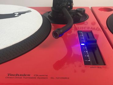 Technics 1210 MK2 Red