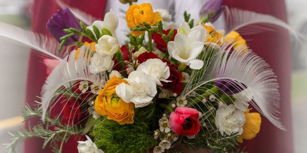 Blending Hearts, flowers, wedding, Yachats, Oregon, coast, officiant