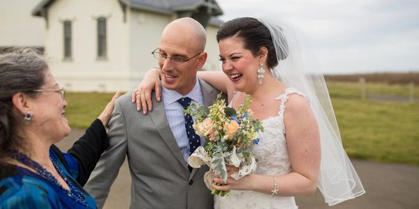 Blending Hearts, wedding, elopement, Oregon, coast, ocean, Yaquina Head Lighthouse, Tekoa Rose Photo