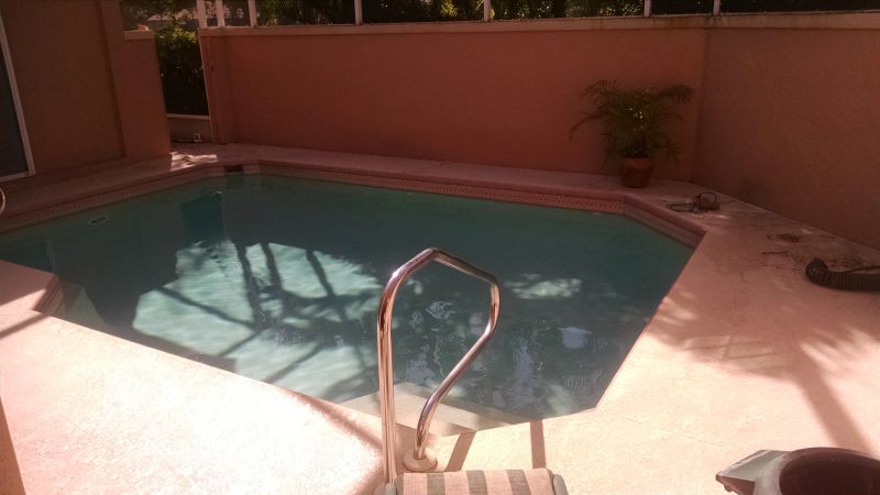 courtyard pool before.jpg