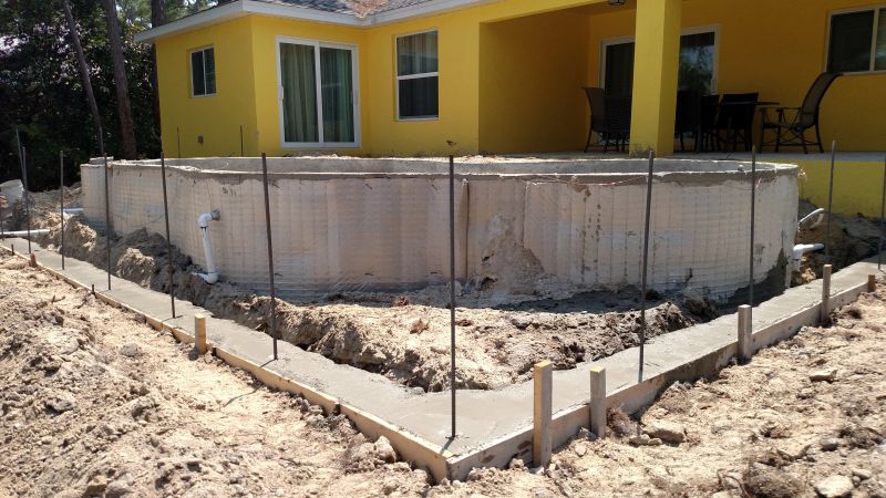 retaining wall footings.jpg